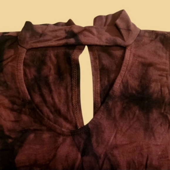 ~ CUTE ~ GINGER G BURGUNDY/BLACK TIE DYE ROMPER SZ. SM - Picture 3 of 6